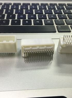 1318745-2 TE 2.2mm 双排 32pin 2260418-1  样品直拍