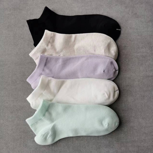 纯色短筒棉袜无骨对目