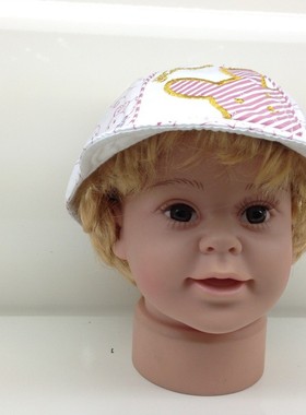 可爱娃娃 带舌帽 01041 01113