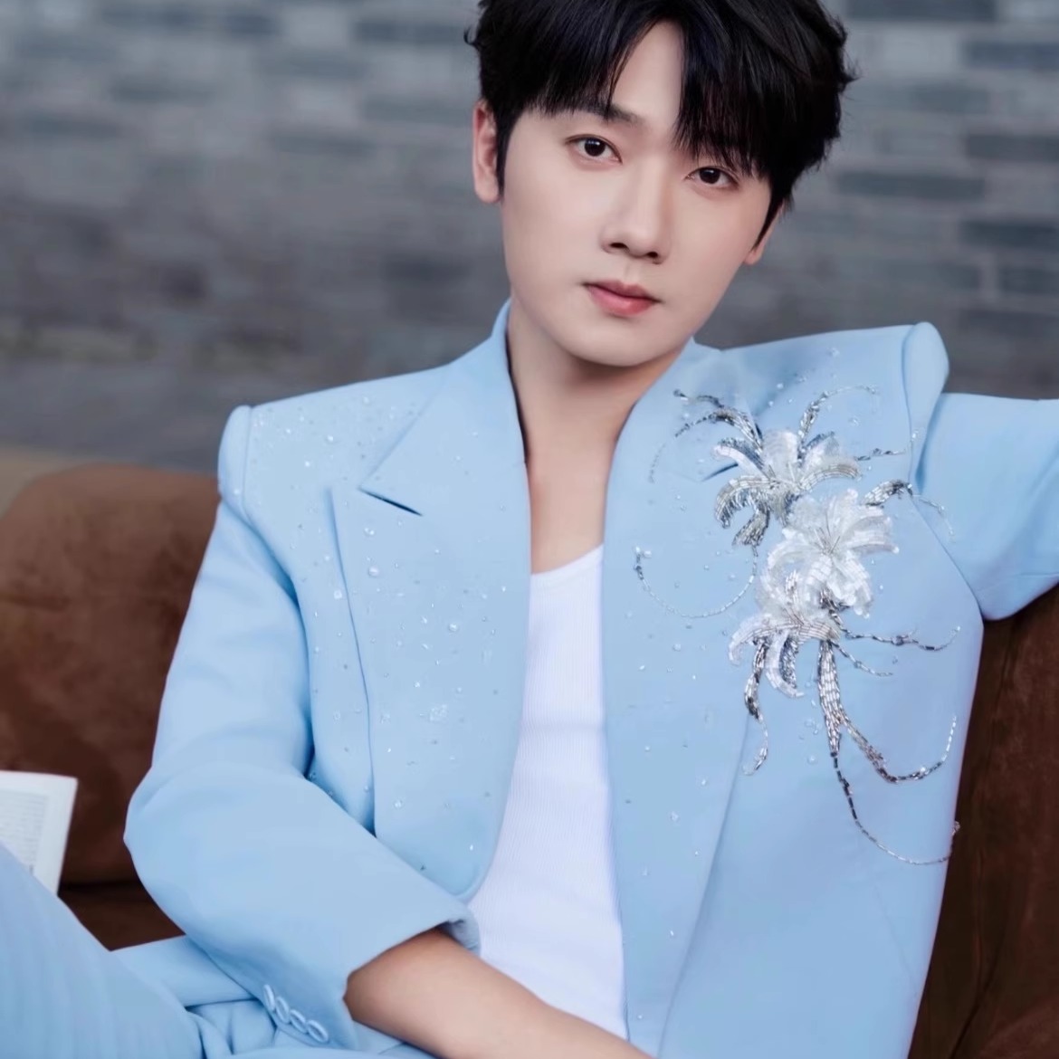 蒋敦豪明星同款浅蓝色手工西服潮