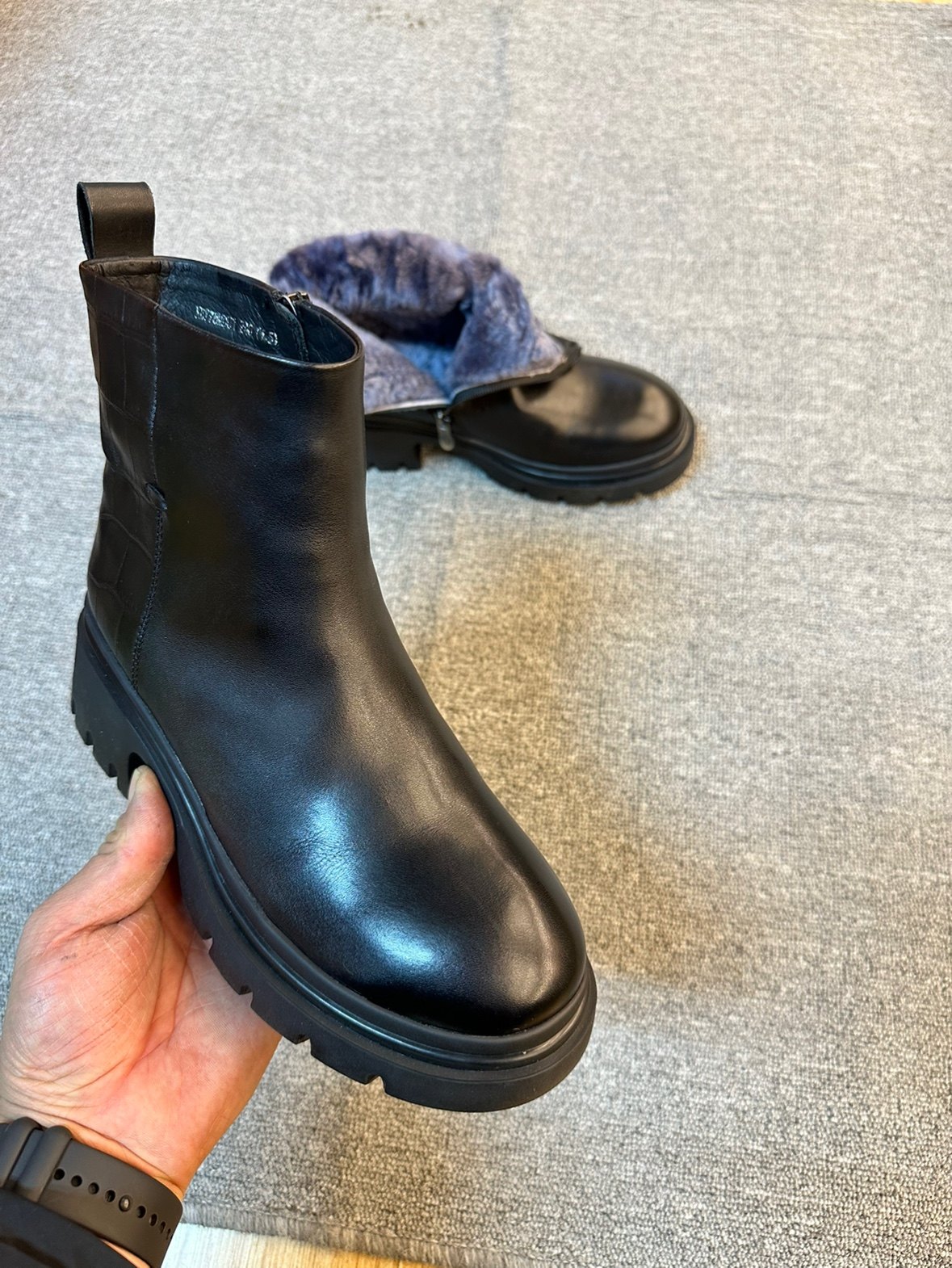 出口俄罗斯头层牛皮纯羊毛厚底保暖舒适雪地靴皮毛一体户外女棉靴