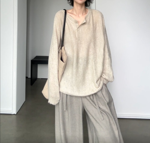 尢系UXI 早春松弛感圆领半开襟羊毛毛衣柔软宽松休闲针织衫上衣