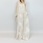 尢系UXI 新中式 清冷古典松弛感立体绣花飘逸吊带连衣裙