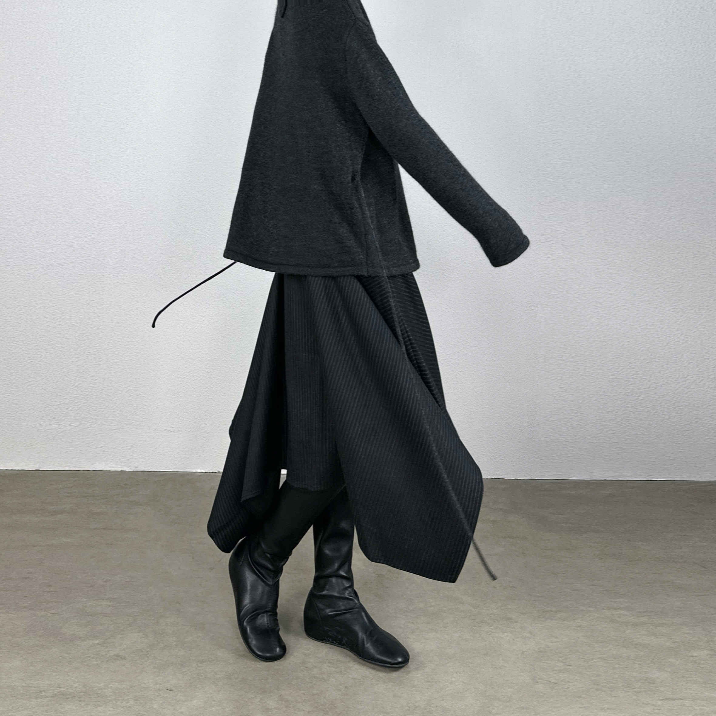 不规则设计拼接伞裙气质款半身裙