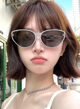 三角猫眼墨镜女款高级感复古小框