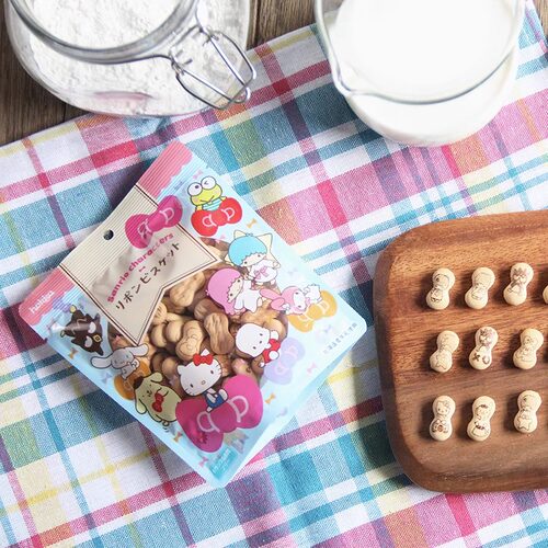 日本海外国进口北陆制果凯蒂猫hellokitty饼干牛奶味儿童高级零食