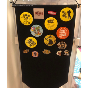 徽童展示挂墙收纳挂布胸针展示挂布陈列架防尘襟章展示挂队徽神器