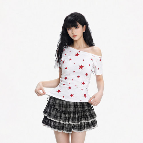 CTB啤酒队长 美式辣妹斜肩T恤女甜辣满印星星印花露肩上衣显瘦潮