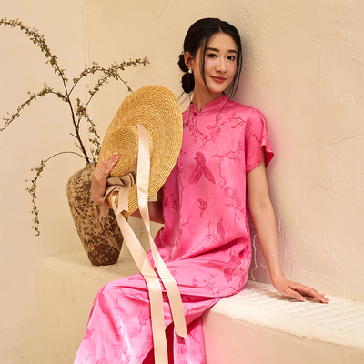 中式立领短袖改良旗袍裙桃粉色