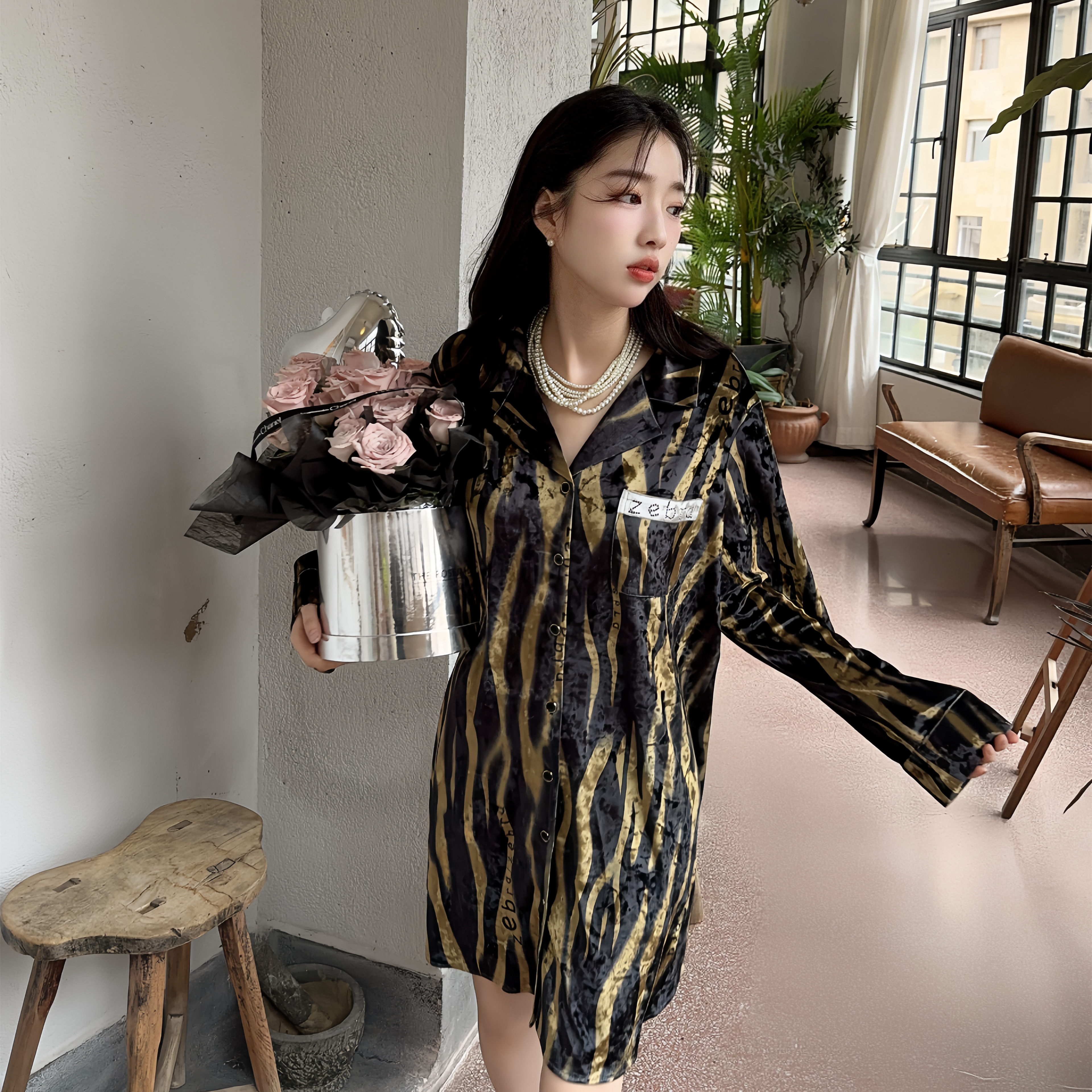天使觅中长款撞色条纹性感女人钻石绒金丝绒衬衫式睡衣睡裙