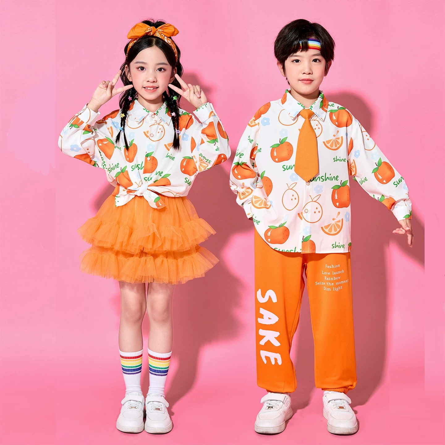 儿童啦啦队演出服小学生运动会班服幼儿园卡通衬衫蓬蓬裙舞蹈合唱