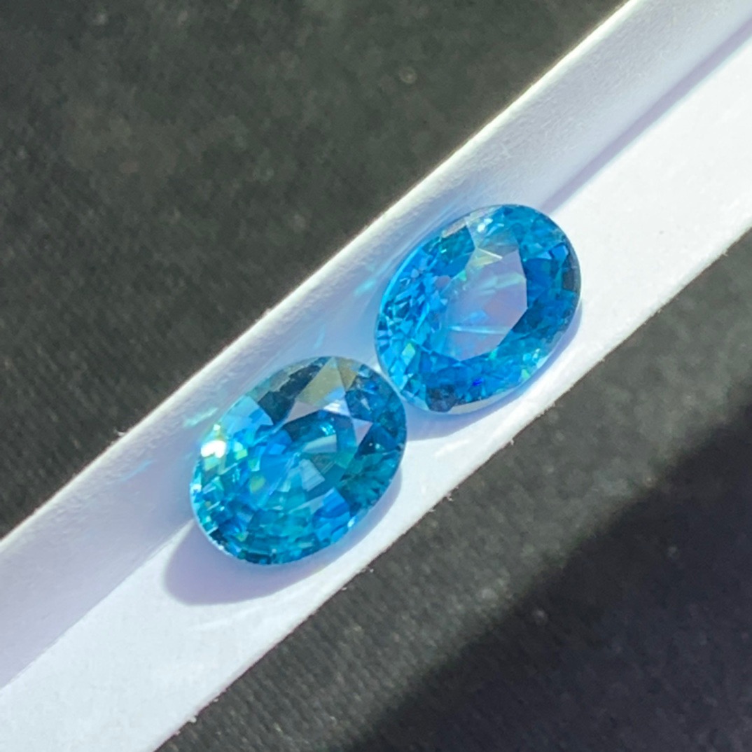 天然无烧风信子裸石一对3.73克拉