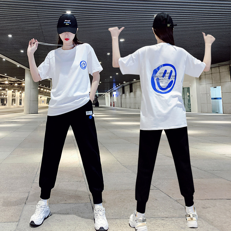 2021年网红炸街减龄时尚休闲白色运动服两件套装女阔腿裤洋气潮牌