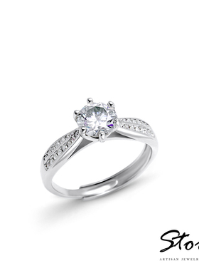 STORY+ 真情相伴 一克拉莫桑石鑽戒