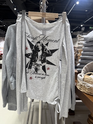 OM one moment国内北京正品代购长袖T恤不支持退换