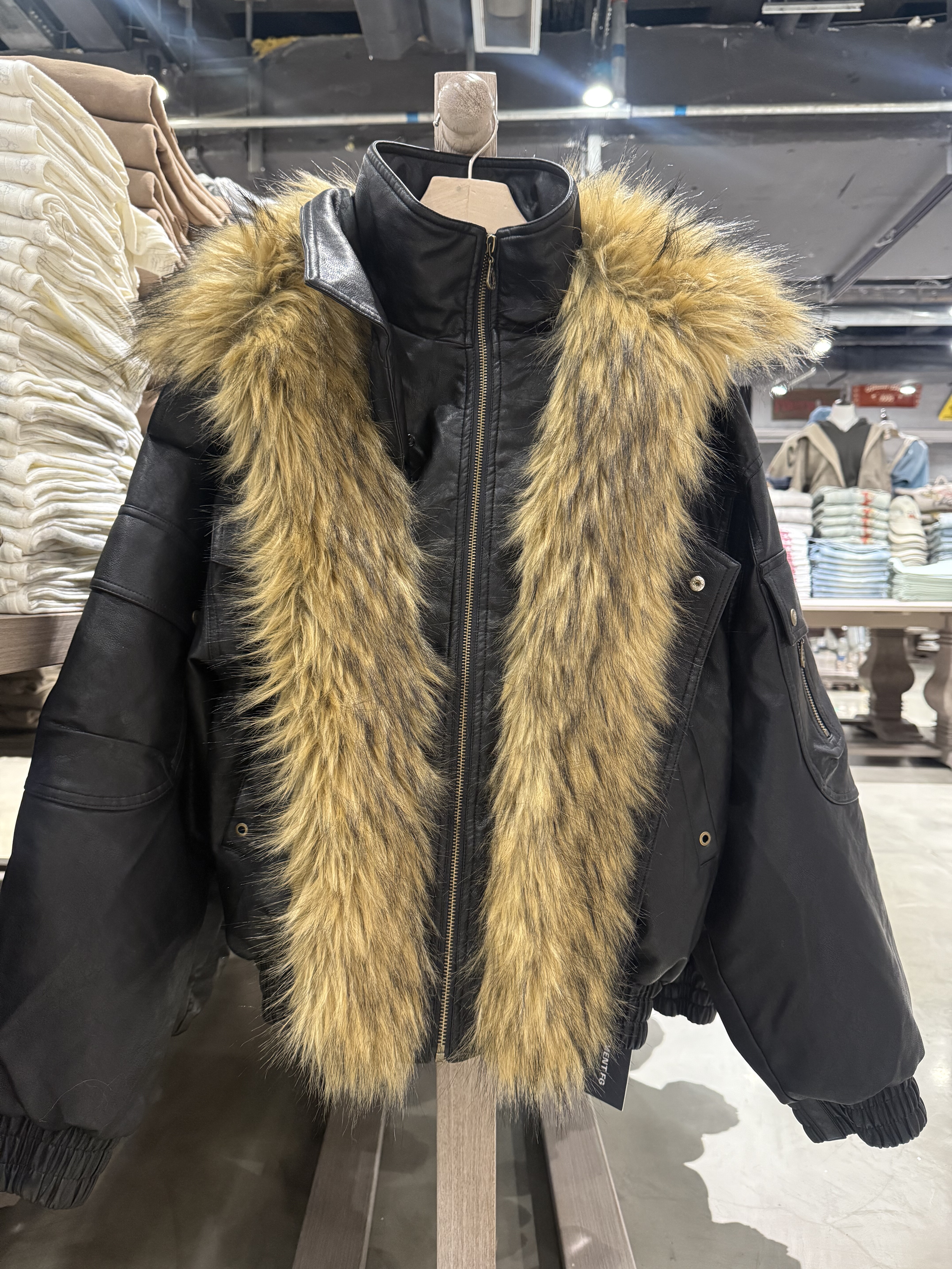 BASEMENT FG 国内北京BF正品代购夹棉仿皮外套不支持退换