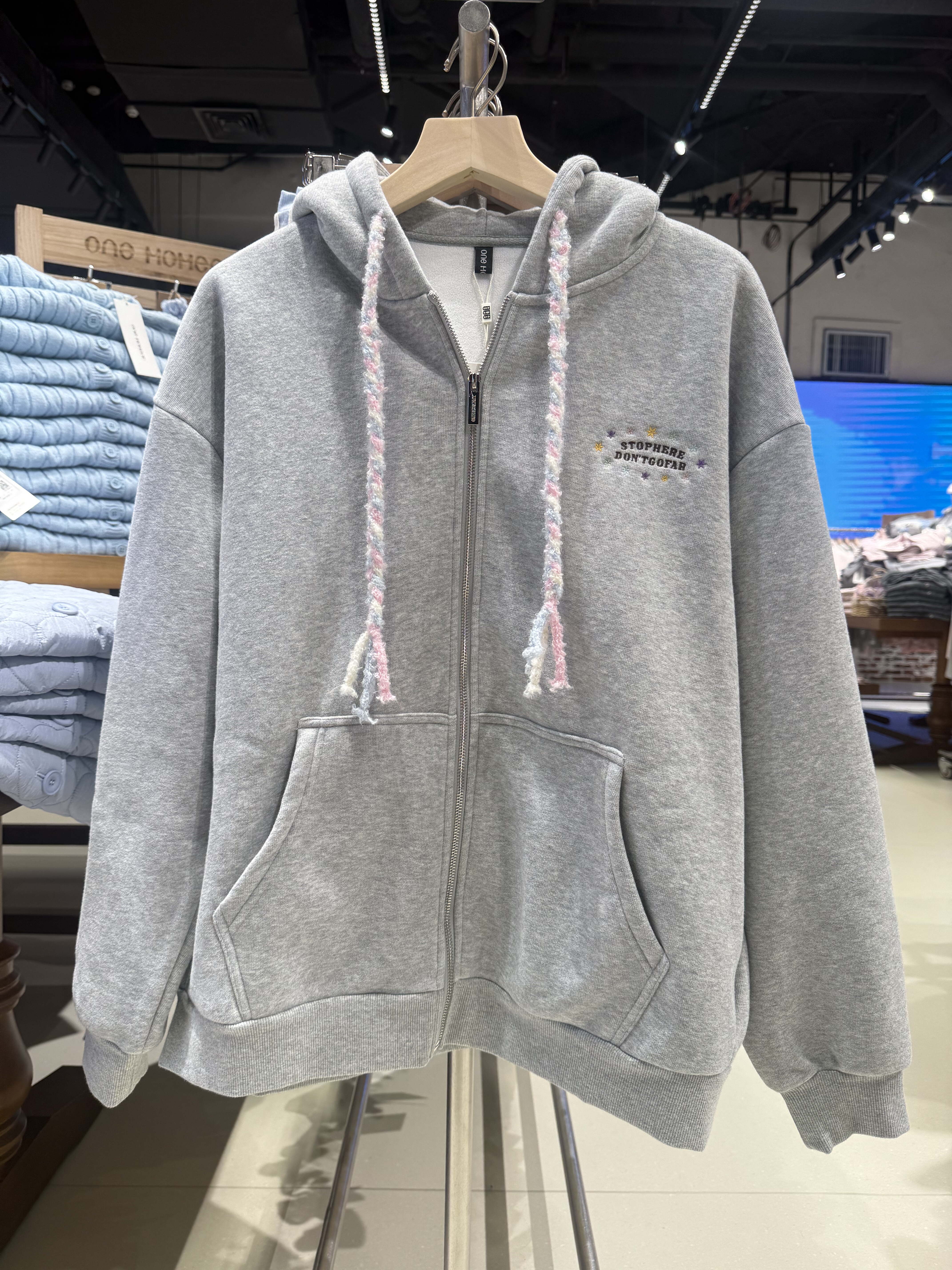 OM one moment国内正品代购连帽拉链卫衣外套不支持退换