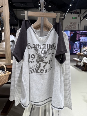 OM one moment国内北京正品代购短袖T恤不支持退换