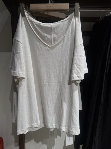 OM one moment国内北京正品代购短袖T恤不支持退换