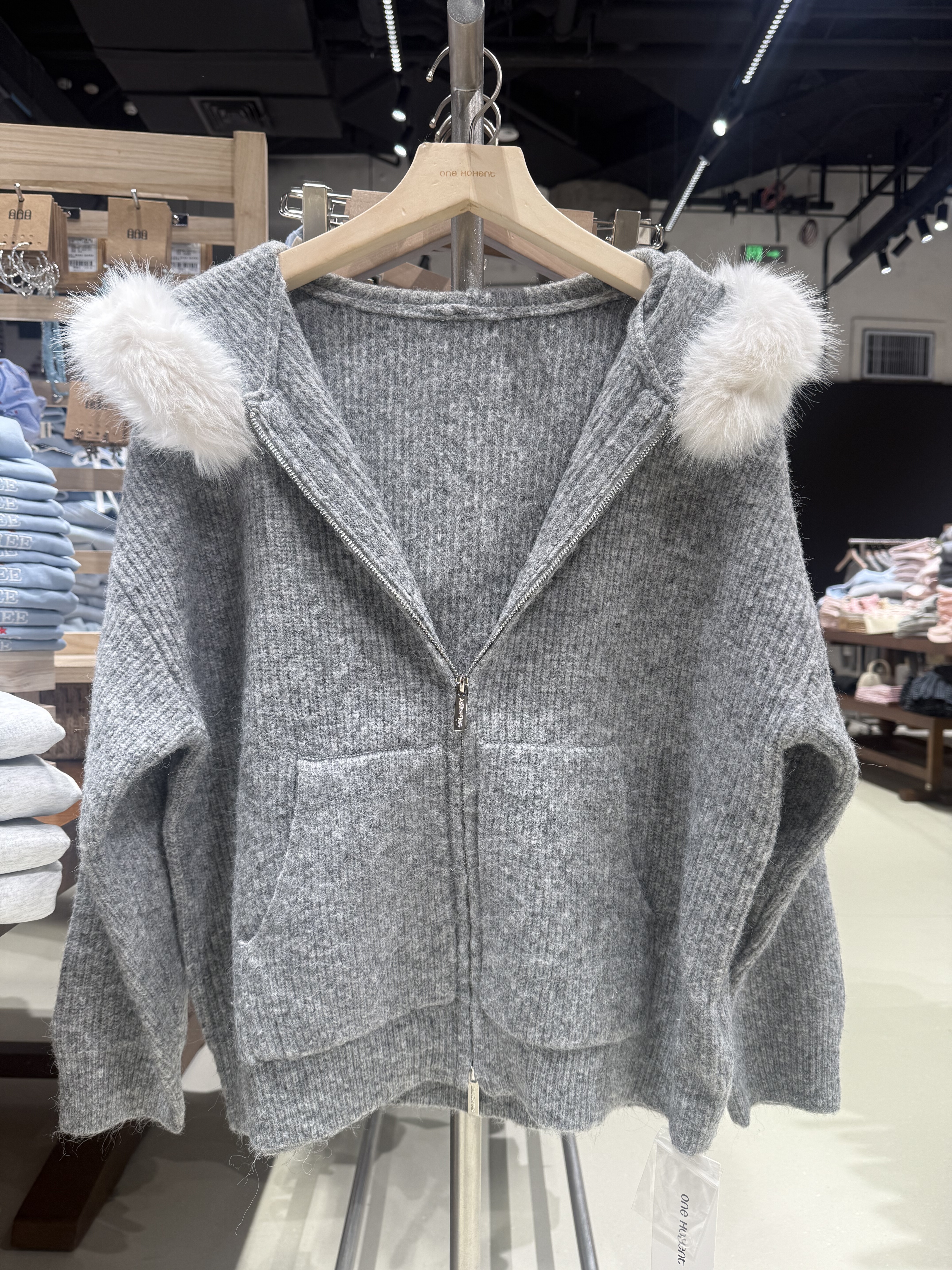 OM one moment国内正品代购拉链毛领针织毛衣外套不支持退换