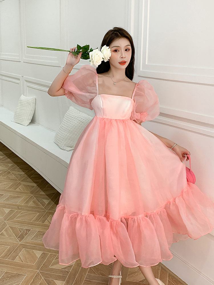 2023年春夏新款在逃公主蜜桃粉法式连衣裙方领泡泡袖公主蓬蓬裙