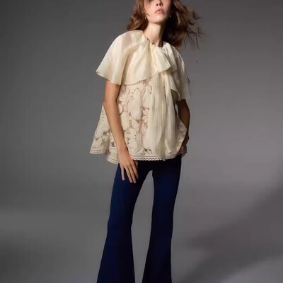 花朵蝴蝶结蕾丝度假衬衫牛仔裤