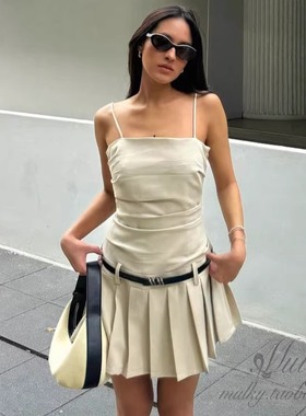 【泰国代购】设计师品牌 Quince 修身吊带百褶连衣裙短裙