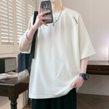 白色