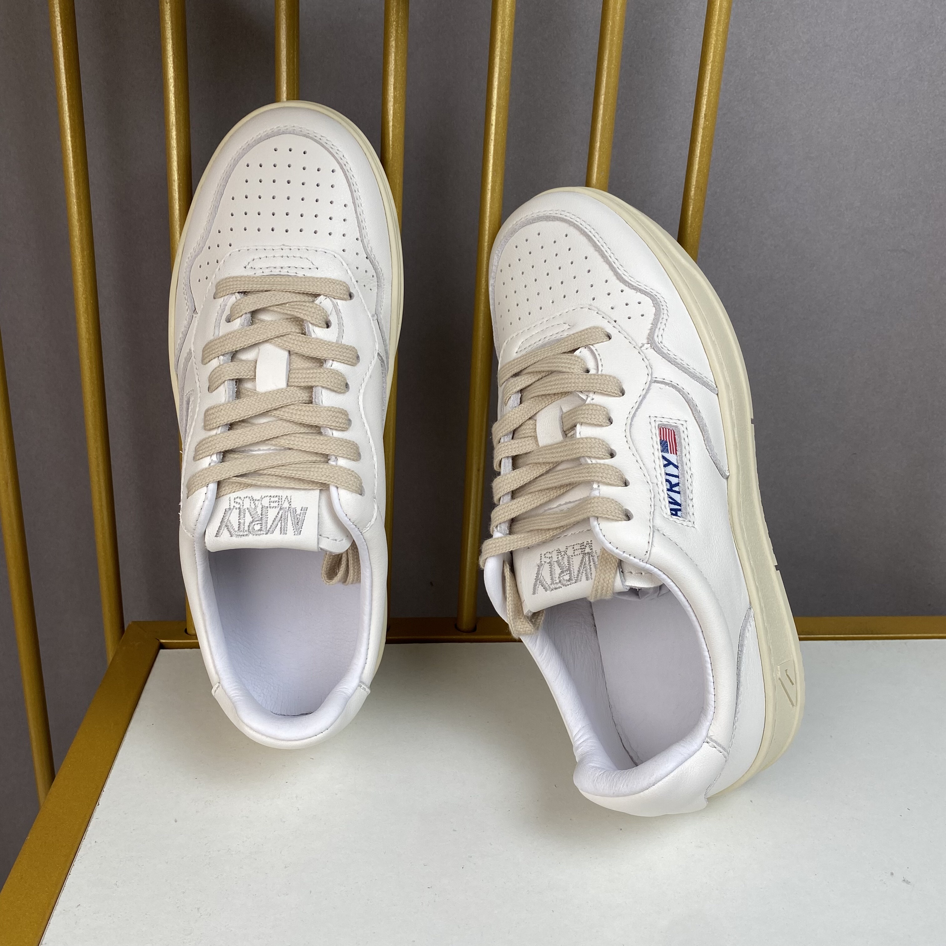 真皮平底小白鞋女头层牛皮百搭小众复古运动休闲板鞋软底舒适透气,女鞋,时尚休闲鞋,淘宝优惠券,粉丝福利购,淘宝优惠卷