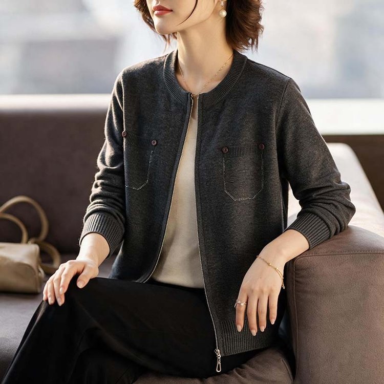 2026优雅中老年女士灰色拉链针织开衫内搭舒适百搭上衣春秋季新款图片