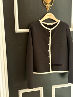 2025年秋冬新款韩国东大门直邮 melior镶边珍珠纽扣短外套