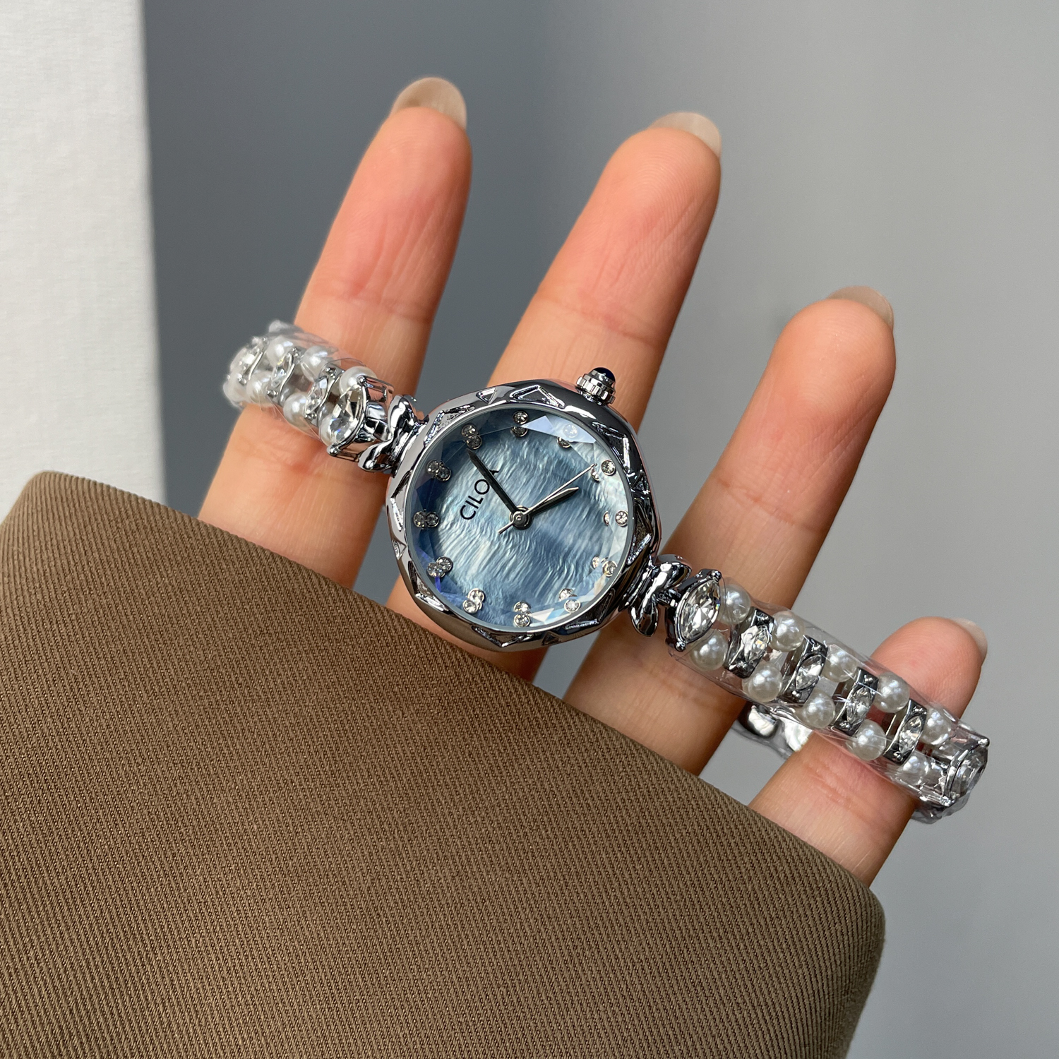 小蓝珠气质手表女品牌职场女式女款腕表2025新款高颜值女士表潮流