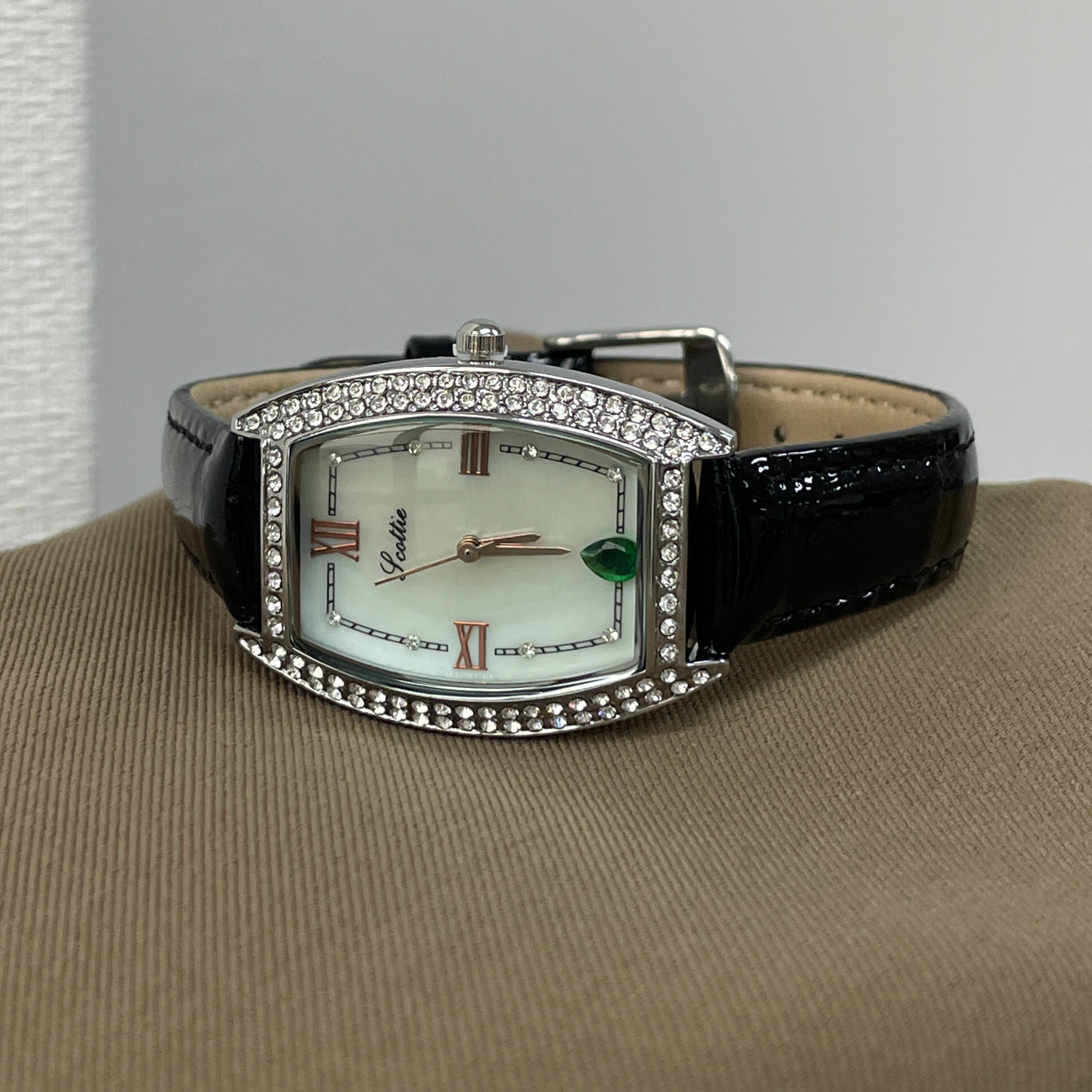 酒桶型手表女轻奢小众高级感2025年新款女士女款机械表秋冬职场表