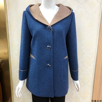 佰仟纳22003中老年春秋外套2022连帽纯色春季上衣60-70岁女装