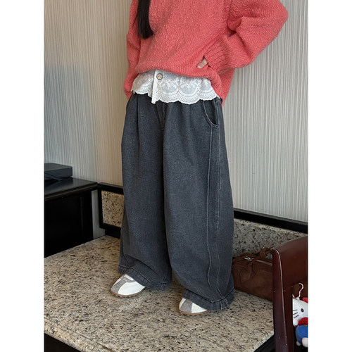 韩版女童蕾丝花边屁帘牛仔裤