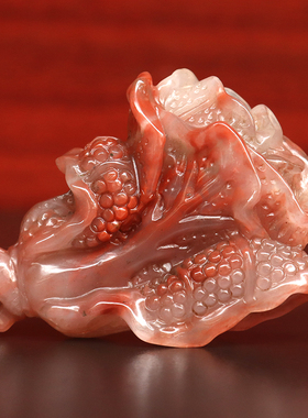 白菜手把件百财把玩件桂林鸡血玉石贵妃白底红摆件63*47*23mm 45g