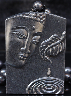 天然玉石挂牌桂林鸡血