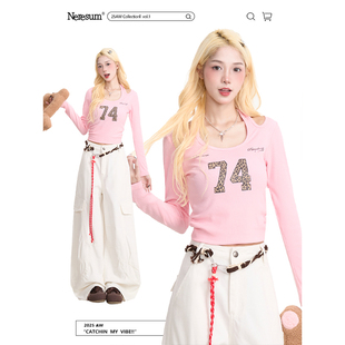 NERESUM美式甜酷豹纹数字印花长袖T恤女挂脖设计感修身显瘦短上衣