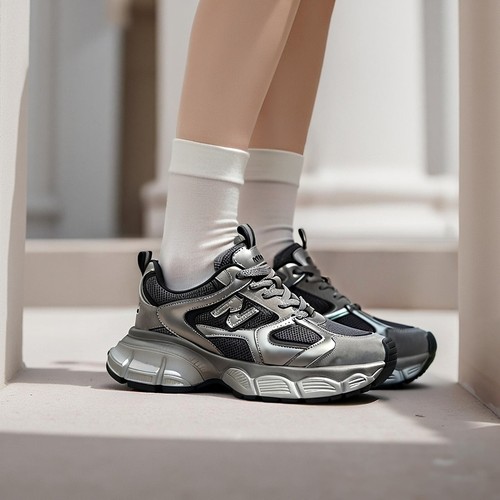 时尚秀气重工老爹鞋女MEMA