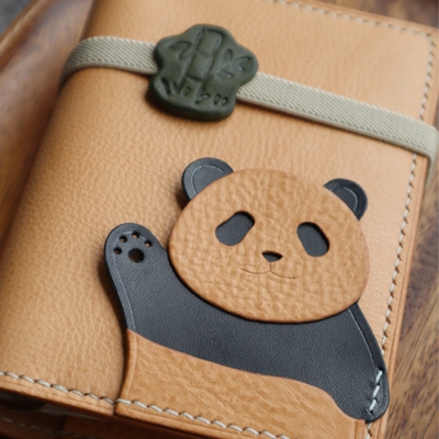 原创手作熊猫Mbox真皮手帐笔记本
