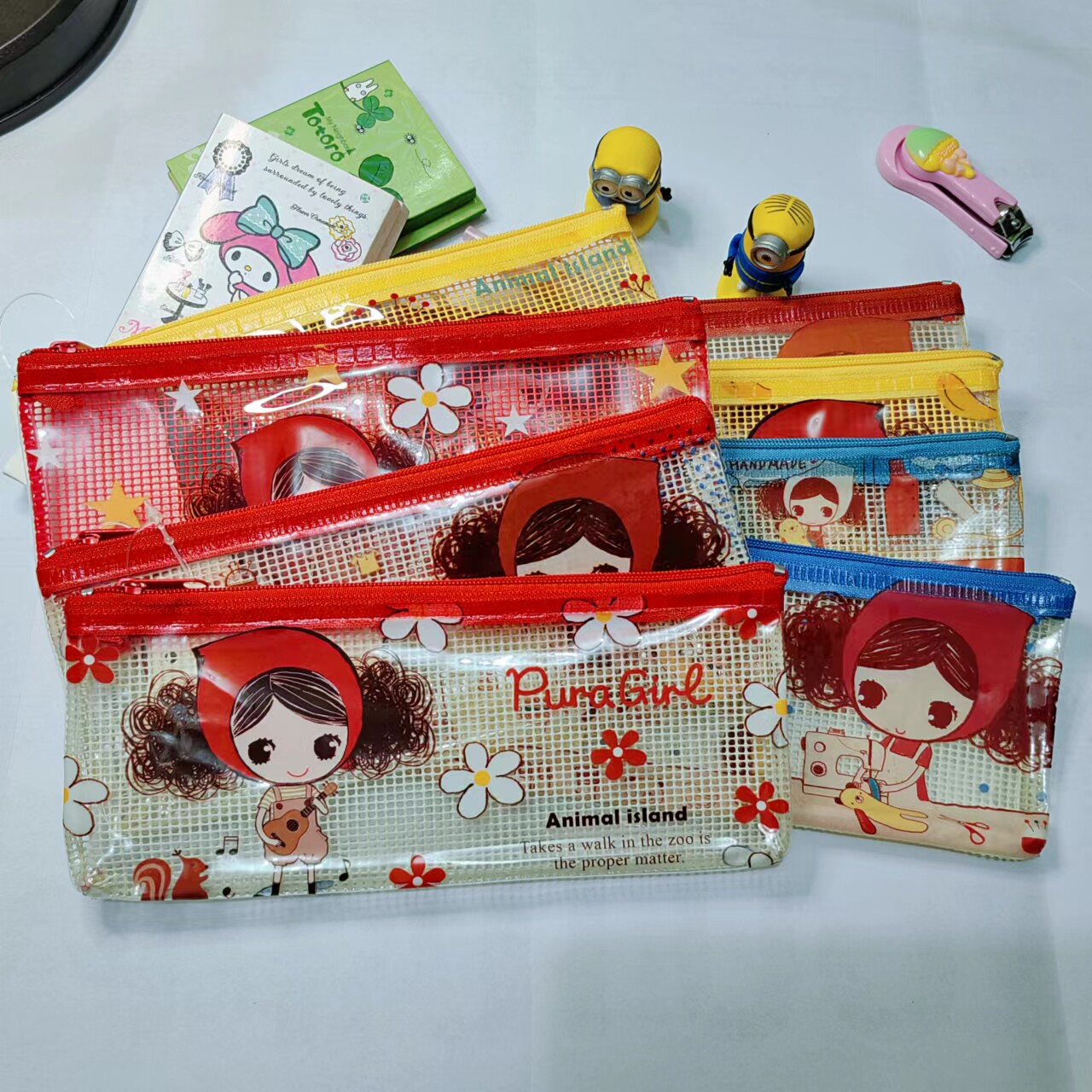 普拉女孩 可爱女孩网格笔袋/文具袋/收纳袋