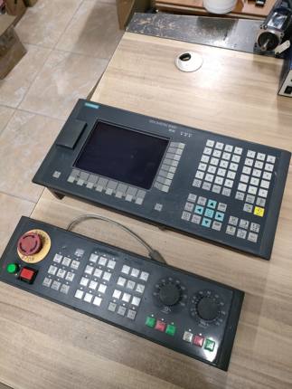 808D 西门子数控系统6FC5370-1AM00-0CA0操作面板6FC5303-0AF35