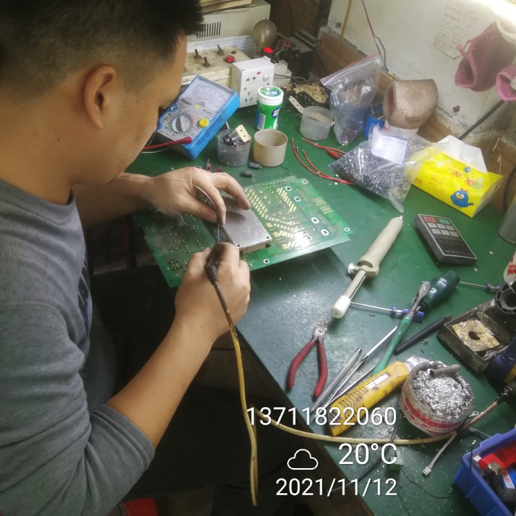 麦格米特 SMD80-4T15 4T22 30 37 11 45 55 伺服驱动器维修变频器