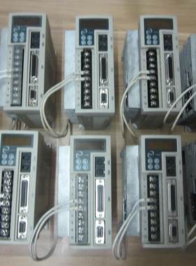 东元 伺服电机驱动器 伺服放大器 TSTE-30C 二手拆机 1KW  1000W