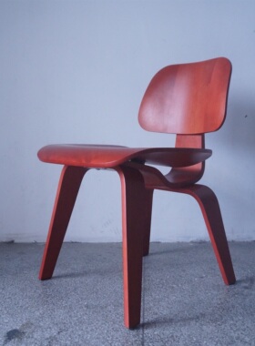 Herman Miller产 Eames 设计 DCW Red  中古 特别版 红色休闲椅