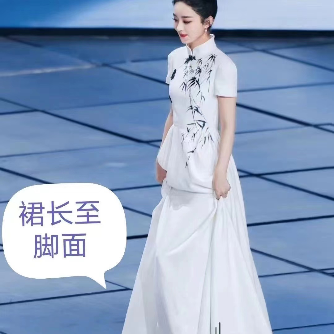 赵丽颖2025央视春晚同款白色连衣裙墨竹短袖旗袍国风礼服无拖尾