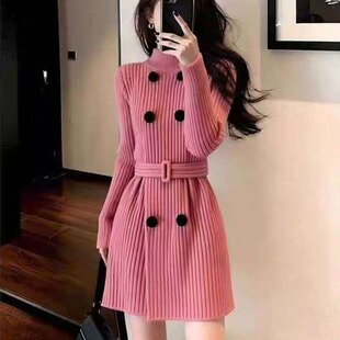 玫红色针织连衣裙女2026新款秋冬大码胖mm收腰显瘦法式巨好看裙子