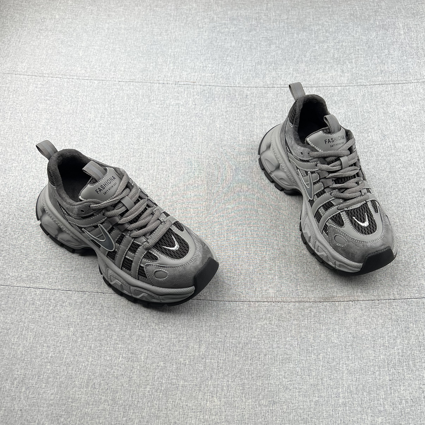 真皮拼接加绒系带厚底增高老爹鞋