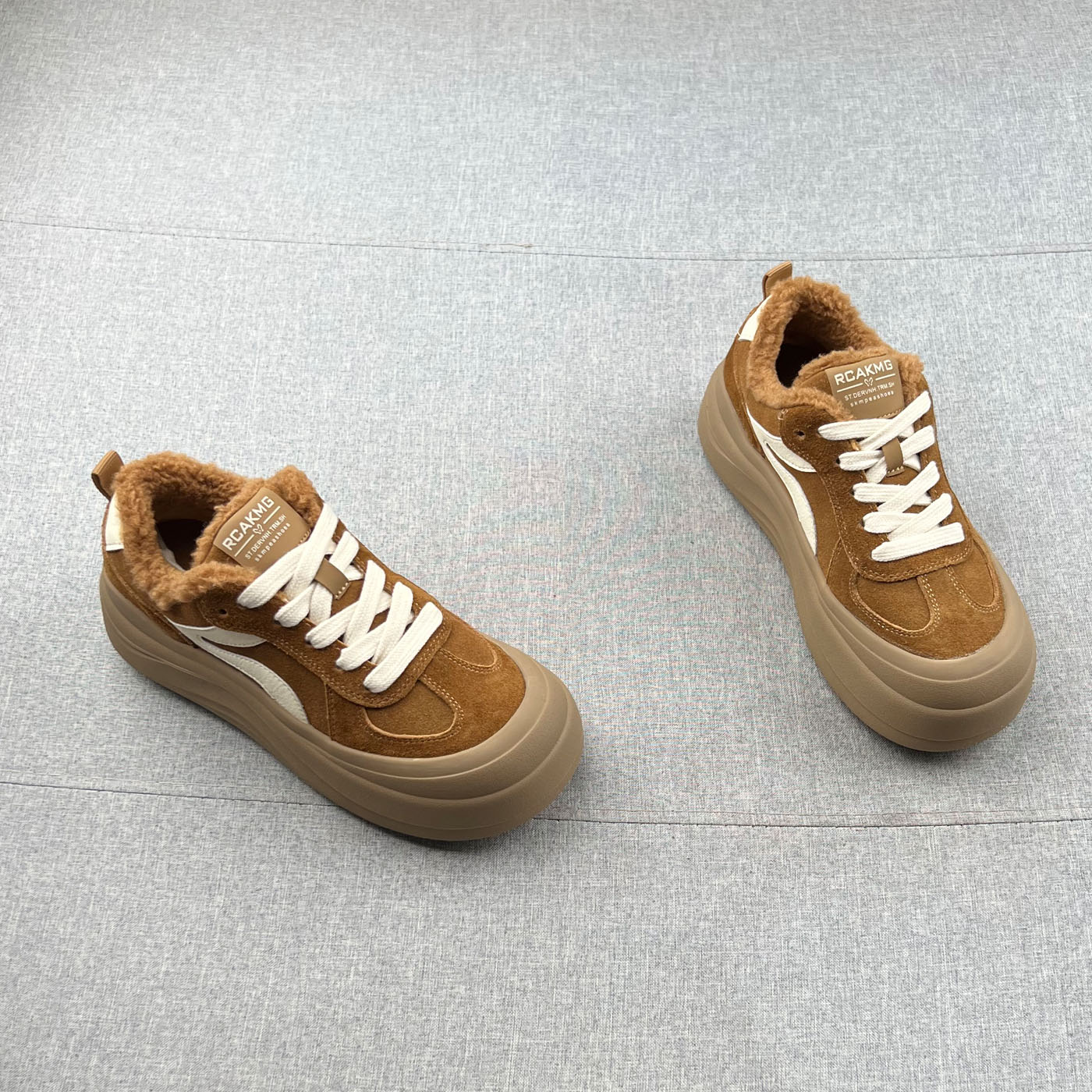 真皮羊羔绒保暧厚底德训鞋