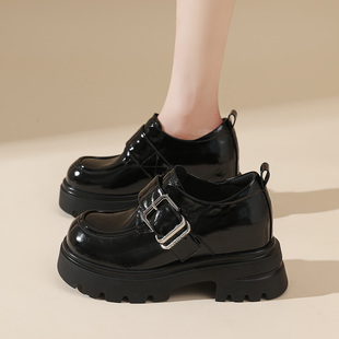 女鞋爆款皮面乐福鞋春秋新款内增高休闲鞋轻便软底百搭潮款小黑鞋